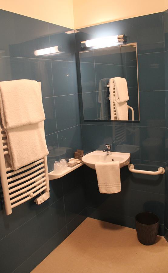 Le Quincangrogne Dampmart Bagian luar foto